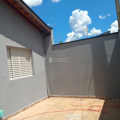 de808c7a-4fee-4516-b709-d1960a3c1e73